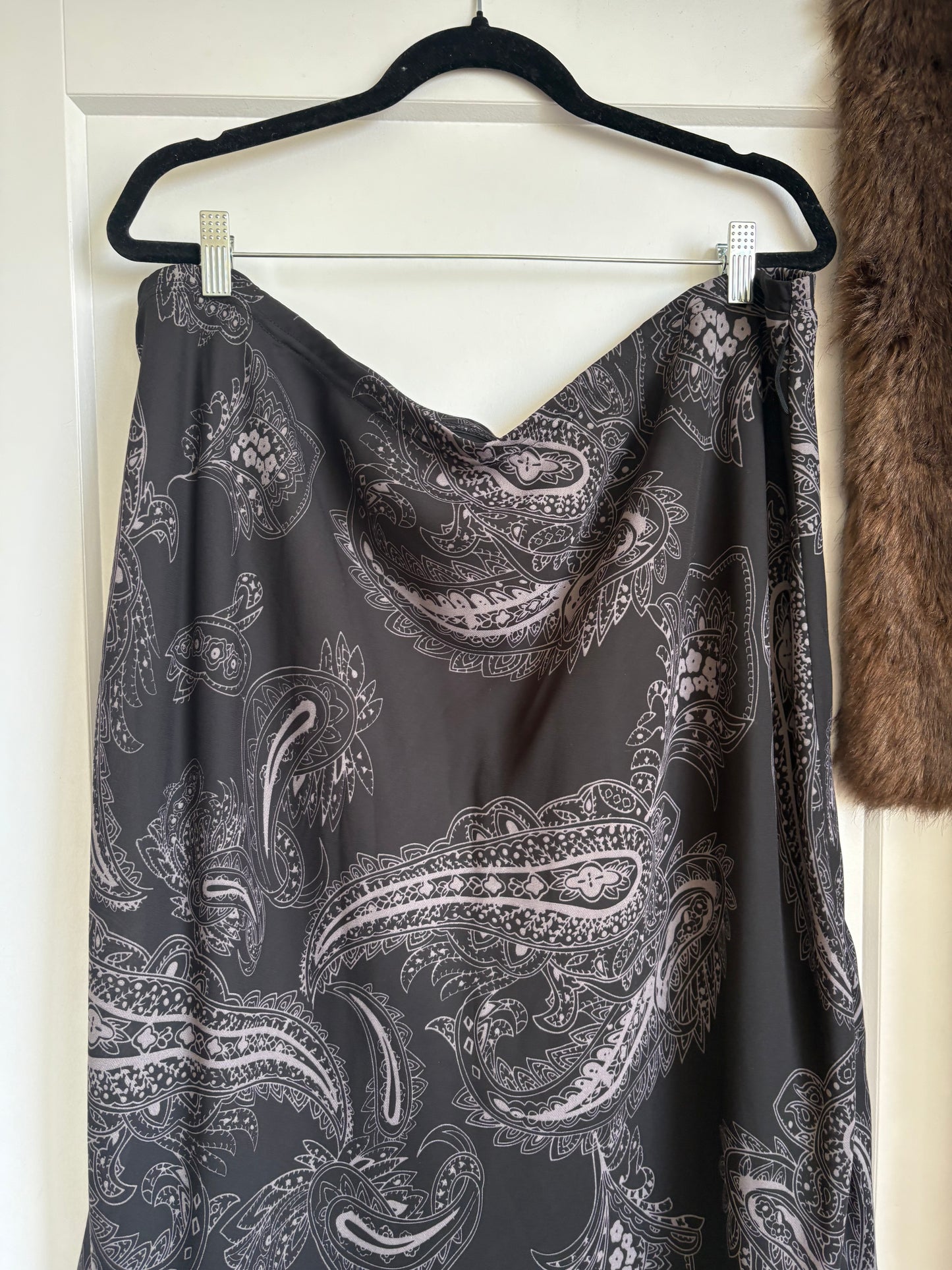 PAISLEY MAXI SKIRT
