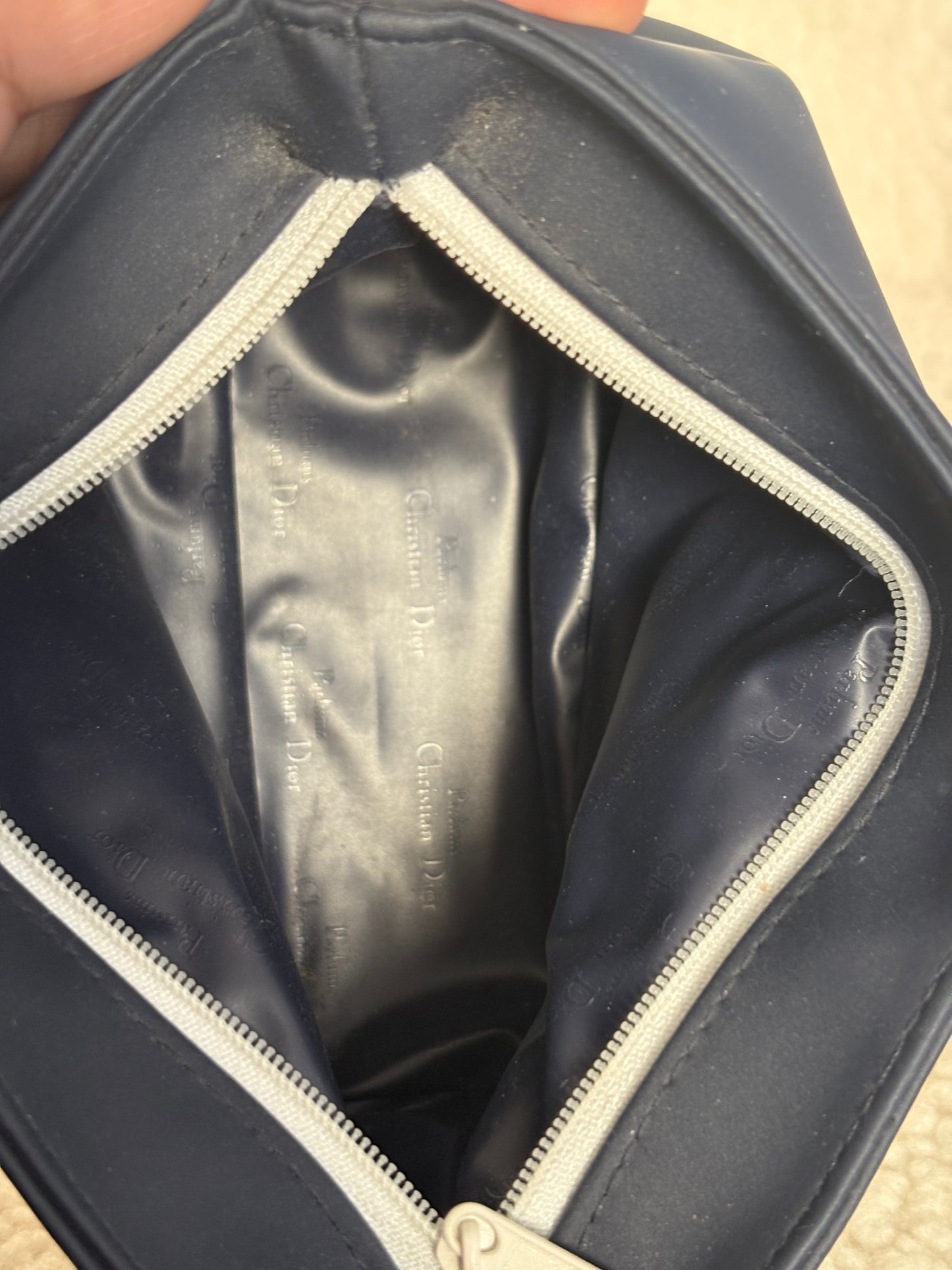 PARFUMS CHRISTIAN DIOR MAKEUP BAG