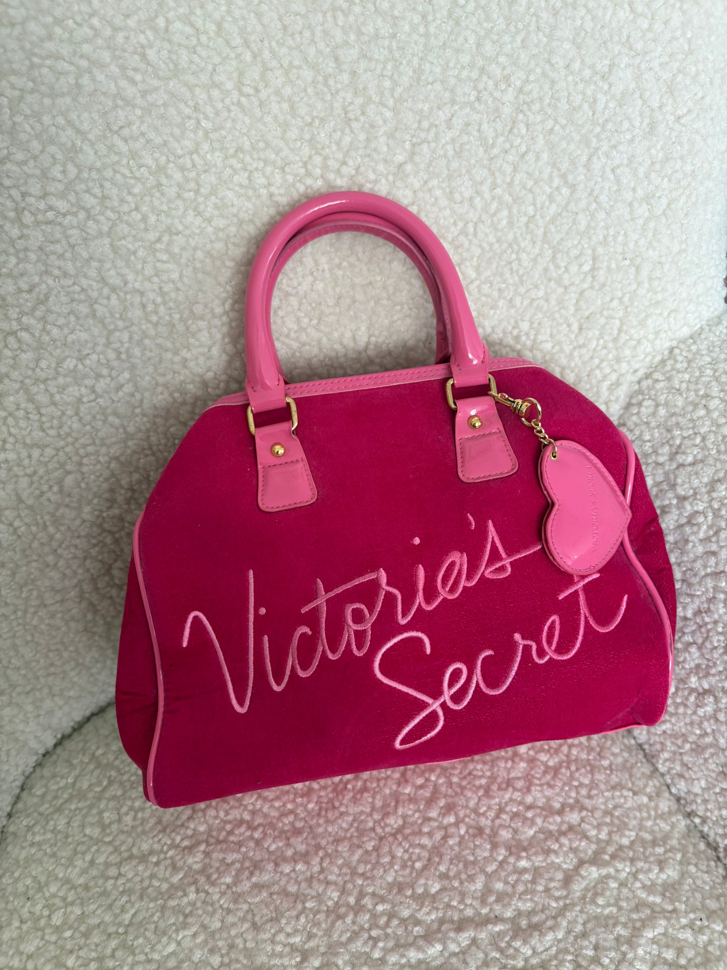 PINK VICTORIAS SECRET SATCHEL