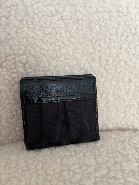 SIGNATURE C COACH MINI WALLET