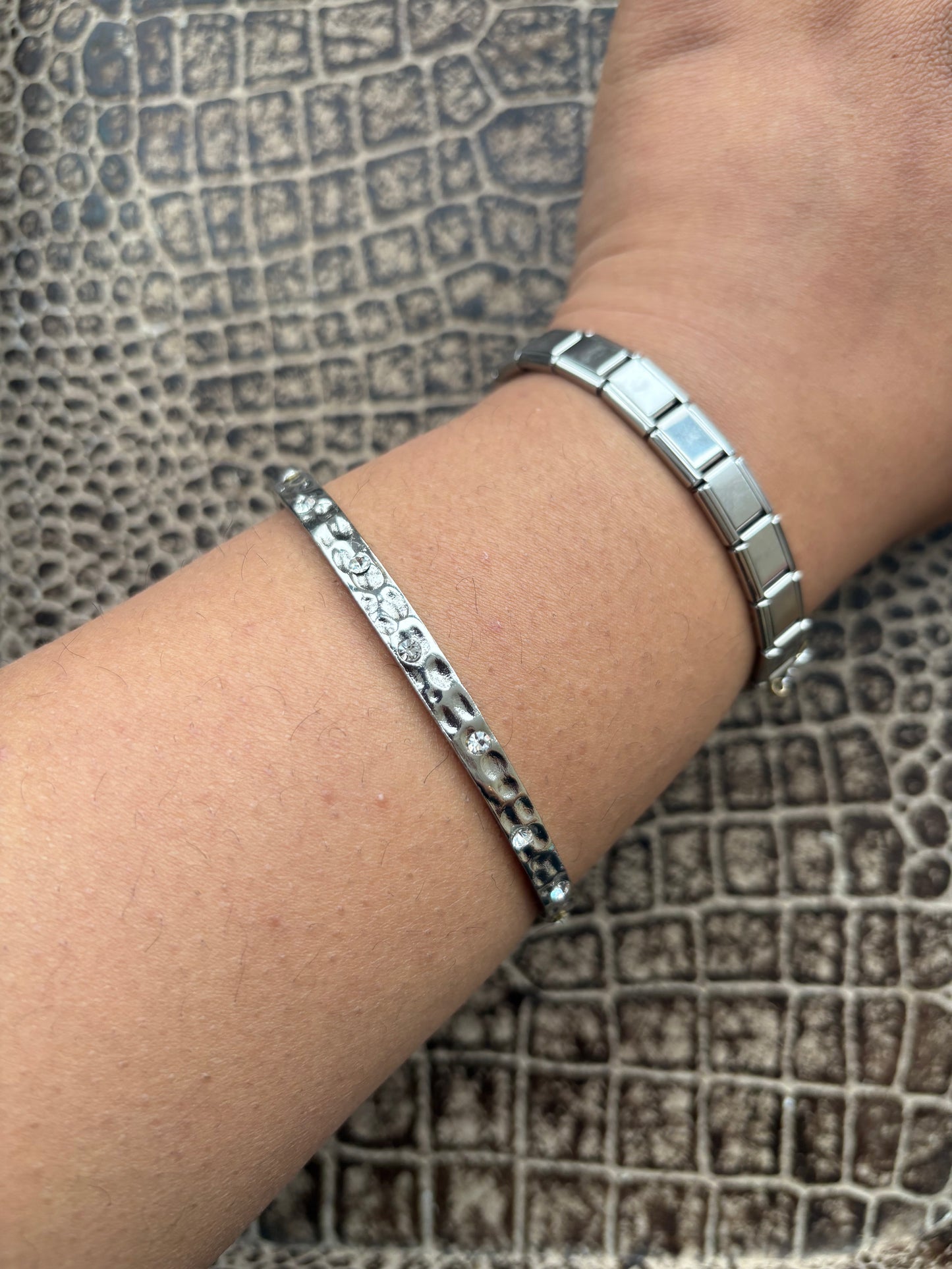 SILVER BANGLE