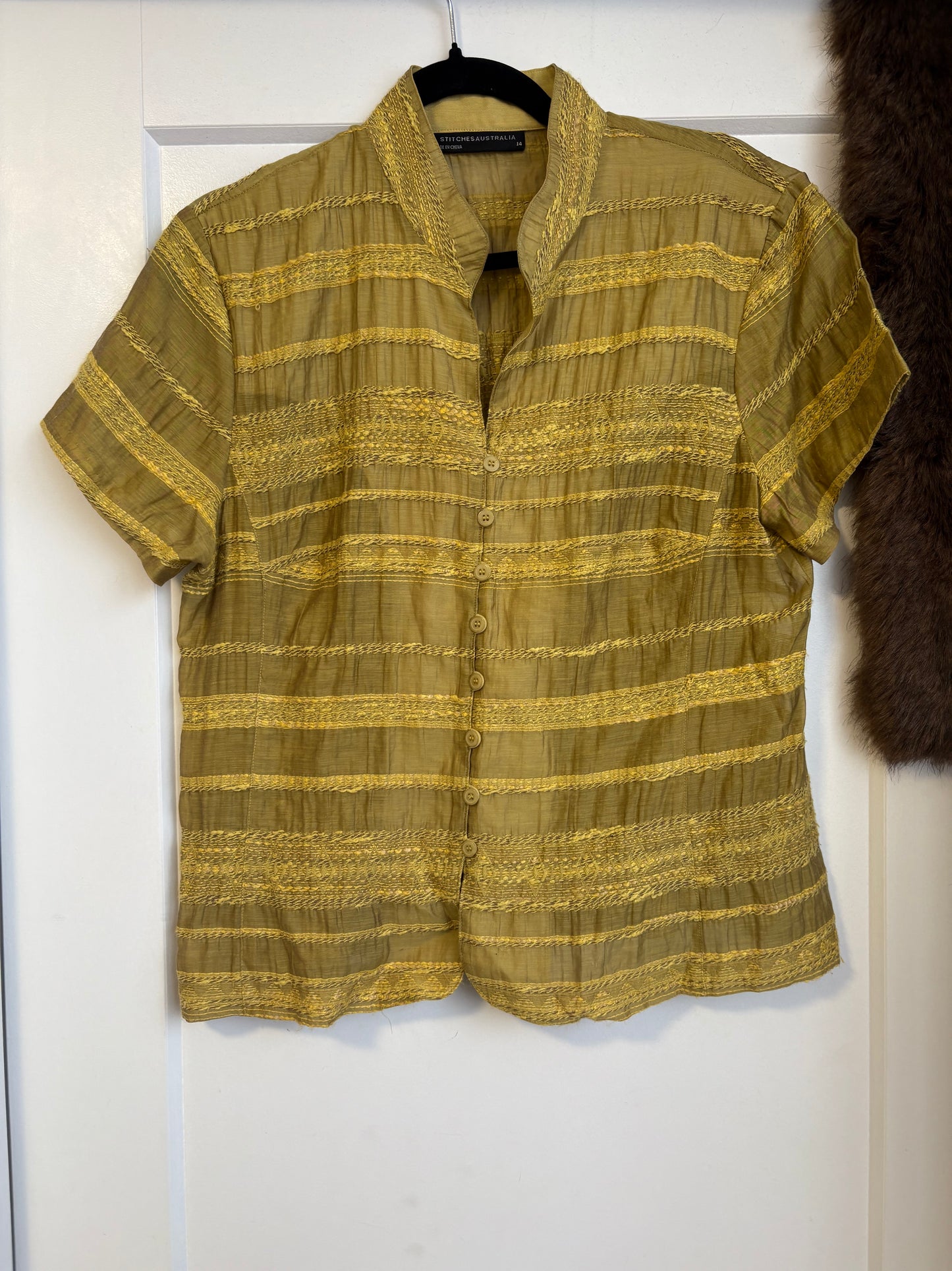 STITCHES AUSTRALIA BUTTON UP