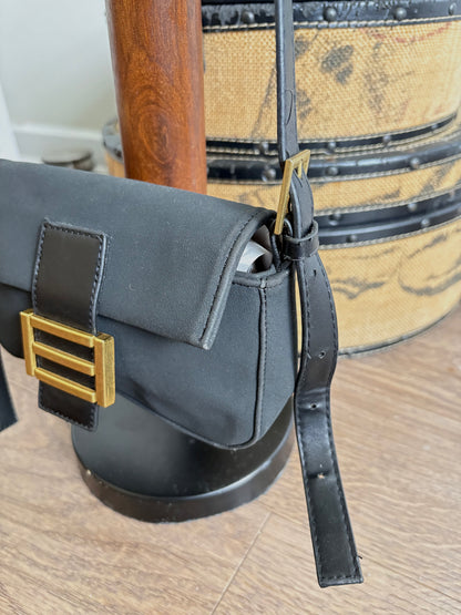 SUEDE BAGUETTE BAG
