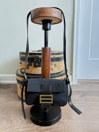 SUEDE BAGUETTE BAG