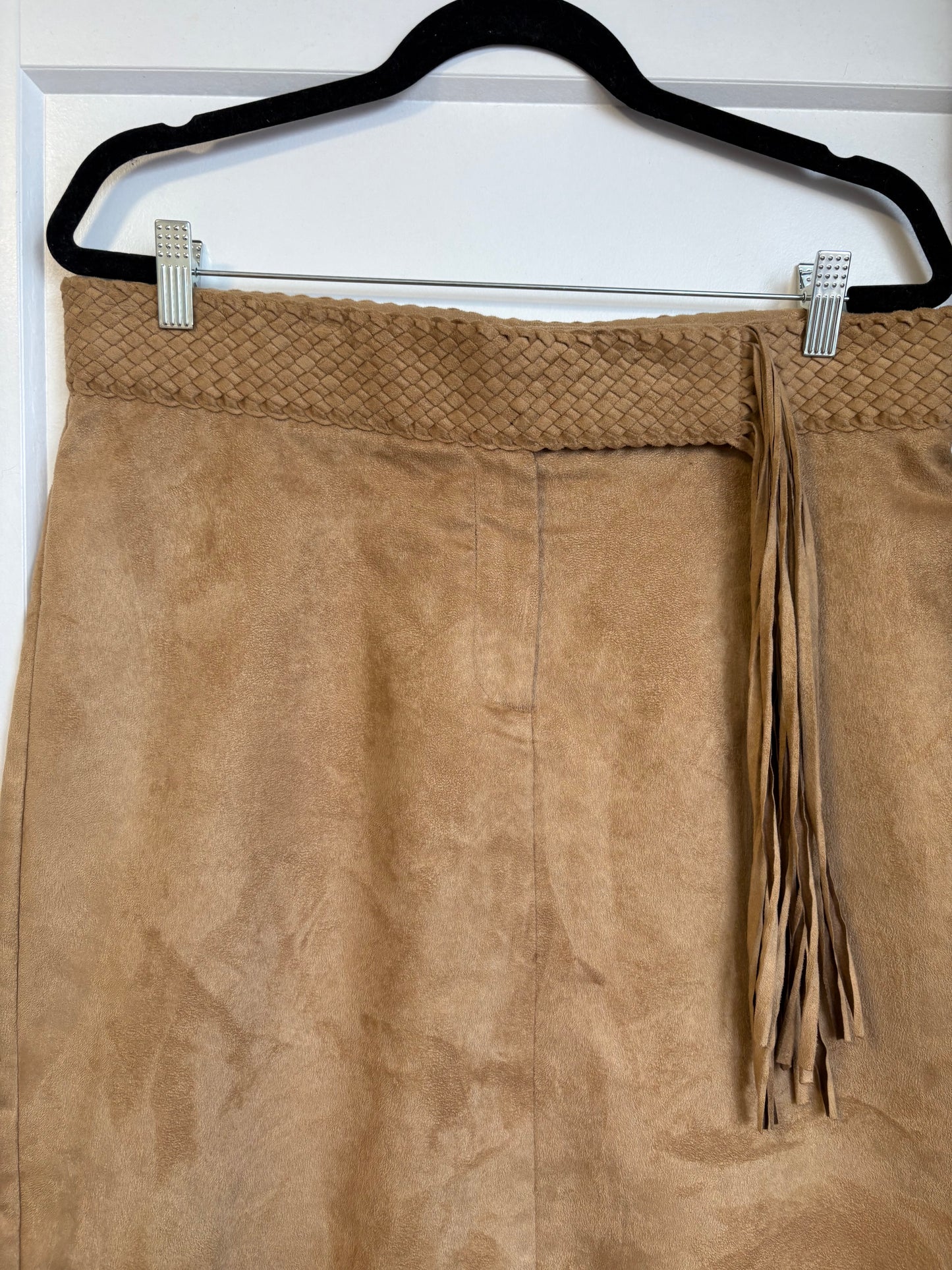 SUEDE MIDI SKIRT WITH FRINGE DETAILS
