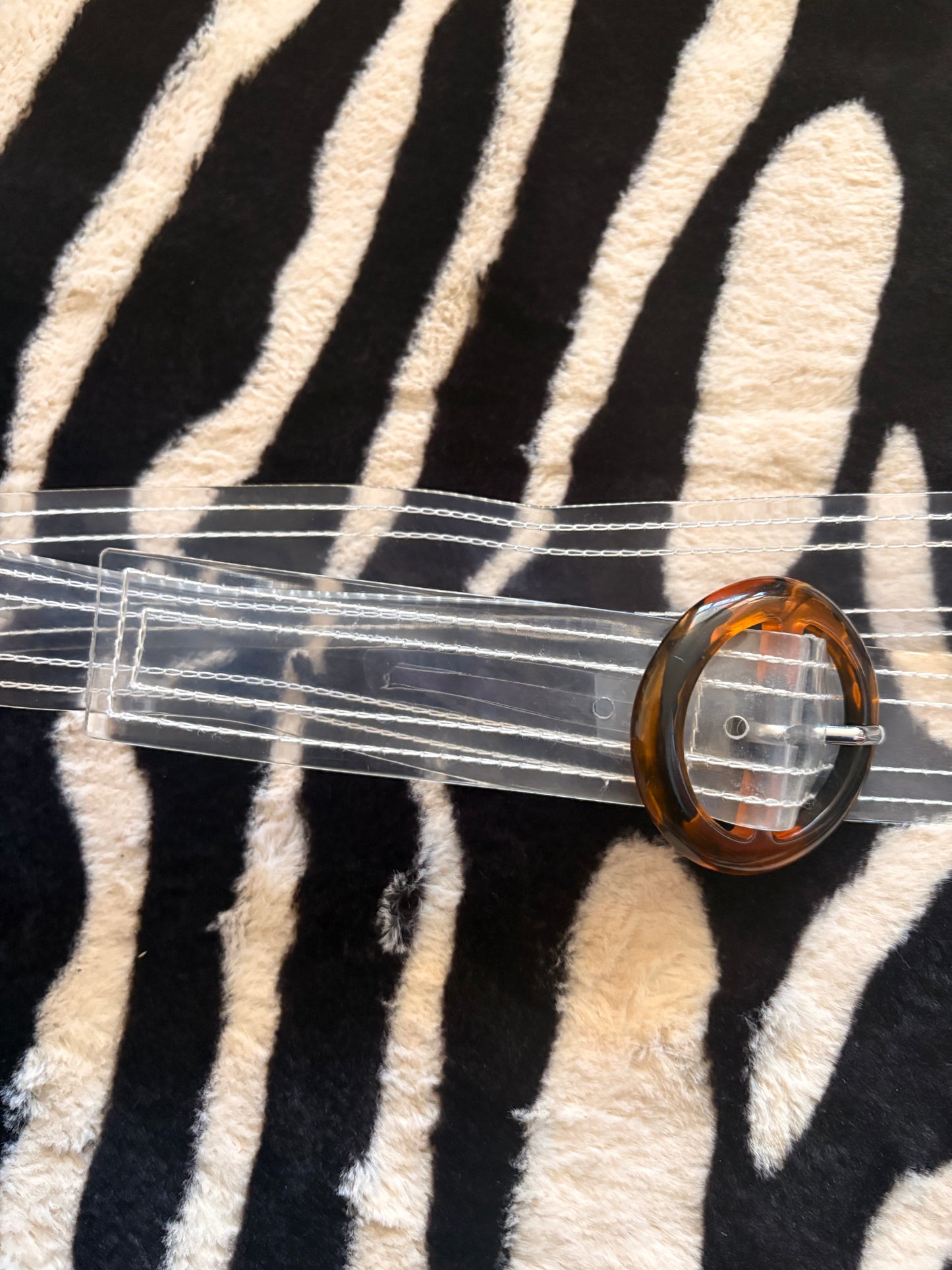 URBAN OUTFITTERS CLEAR BELT
