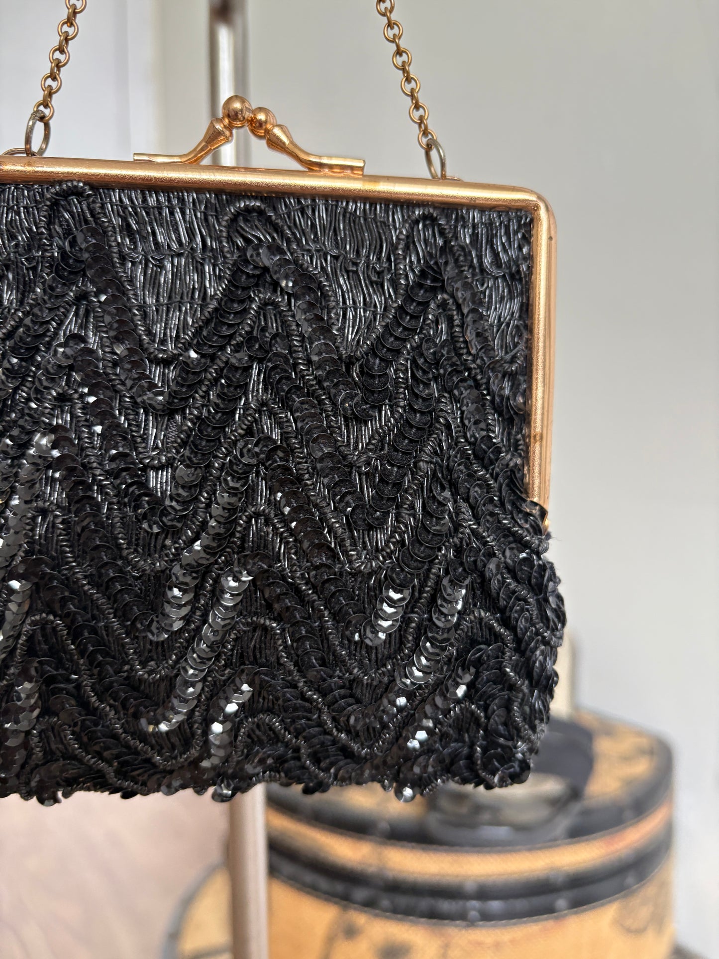 VINTAGE 60s HONG KONG BEADED PURSE