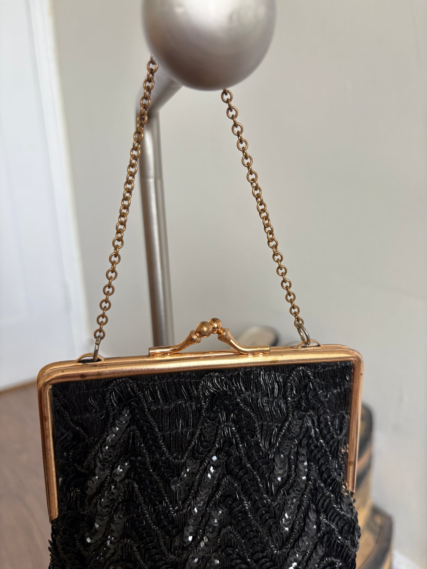 VINTAGE 60s HONG KONG BEADED PURSE