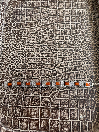 VINTAGE ART DECO CARNELIAN BRACELET