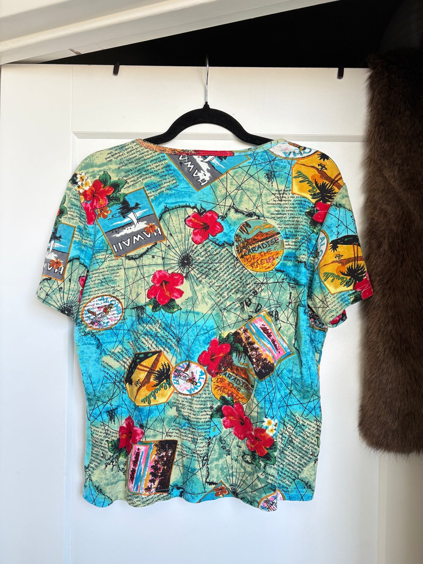 VINTAGE ARVANTI HAWAII T-SHIRT