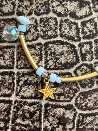 VINTAGE BEADED CHARM BRACELET