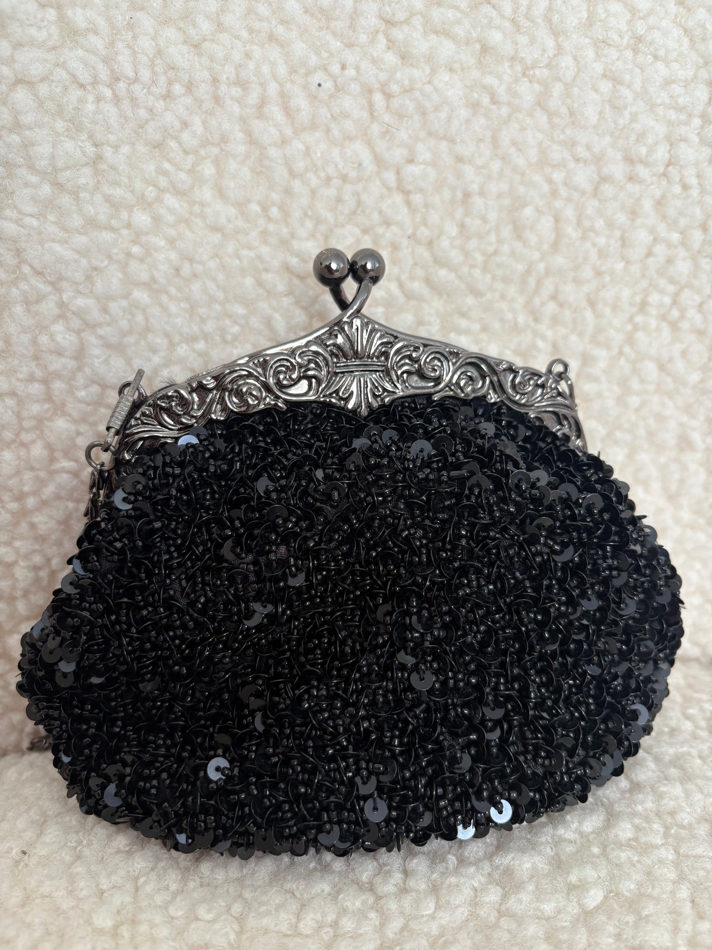 VINTAGE BEADED PURSE