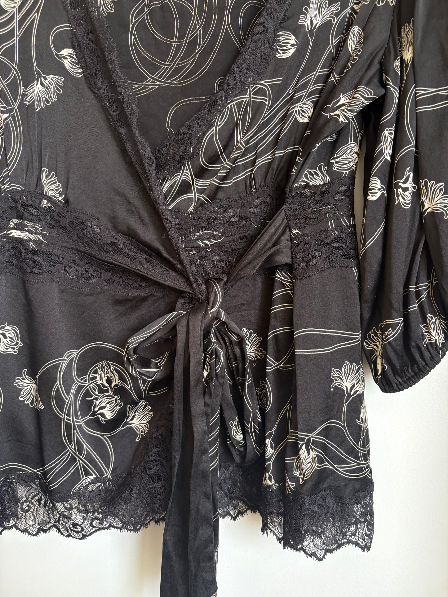 VINTAGE BEBE SATIN WRAP TOP - S