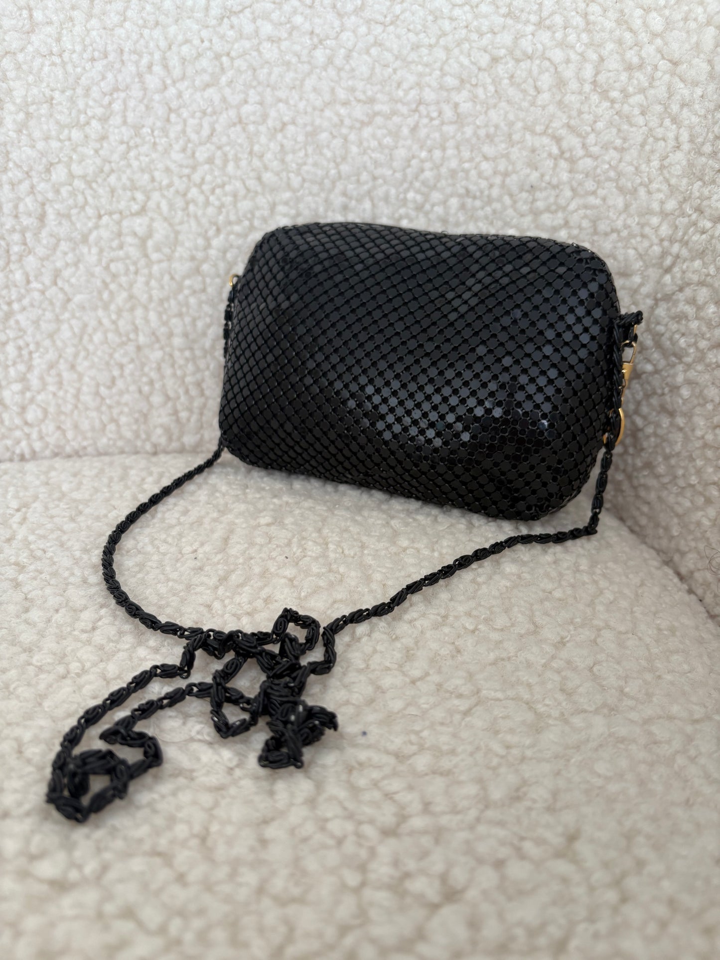 VINTAGE BLACK BAG