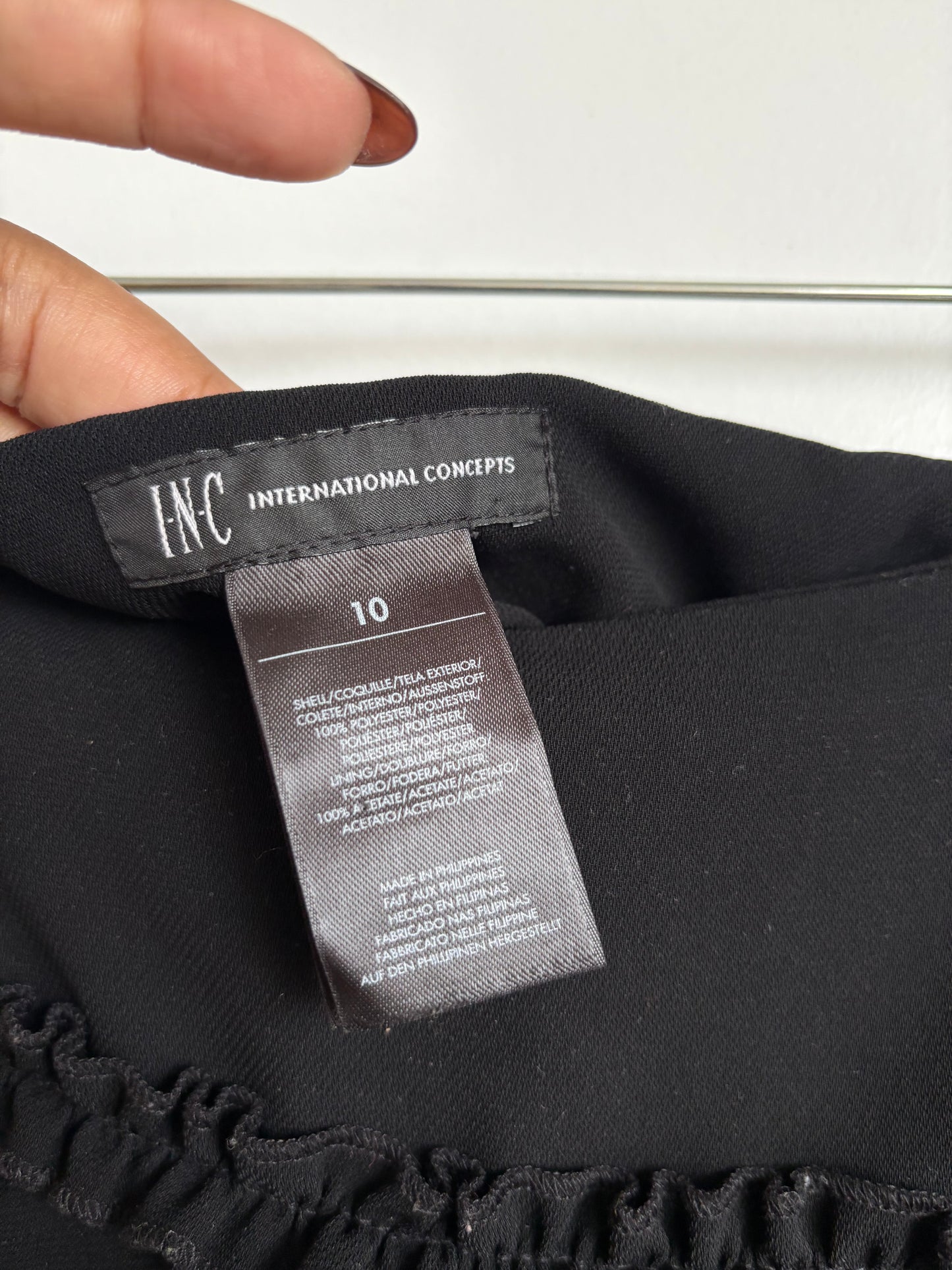 VINTAGE BLACK RUFFLE MINI SKIRT