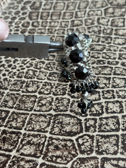 VINTAGE BLACK STONE JUMMKAH EARRINGS