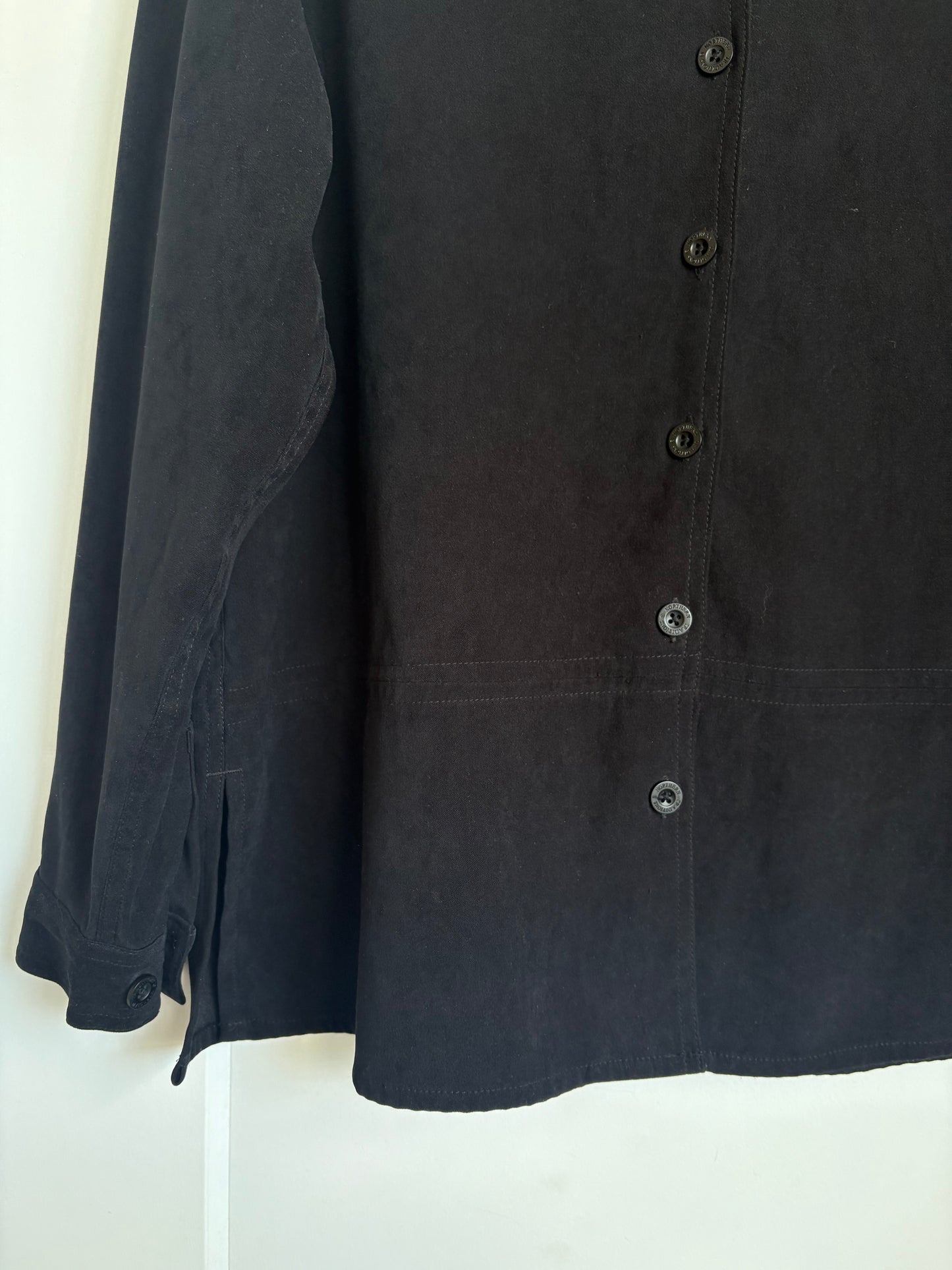 VINTAGE BLACK SUEDE BUTTON UP - M