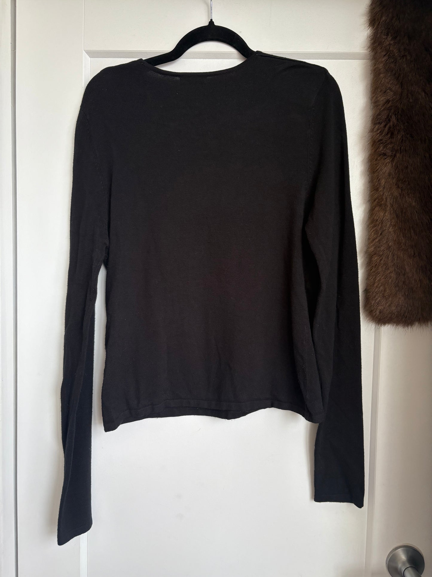 VINTAGE BLACK SWEATER WITH DIAMOND DETAILING - L