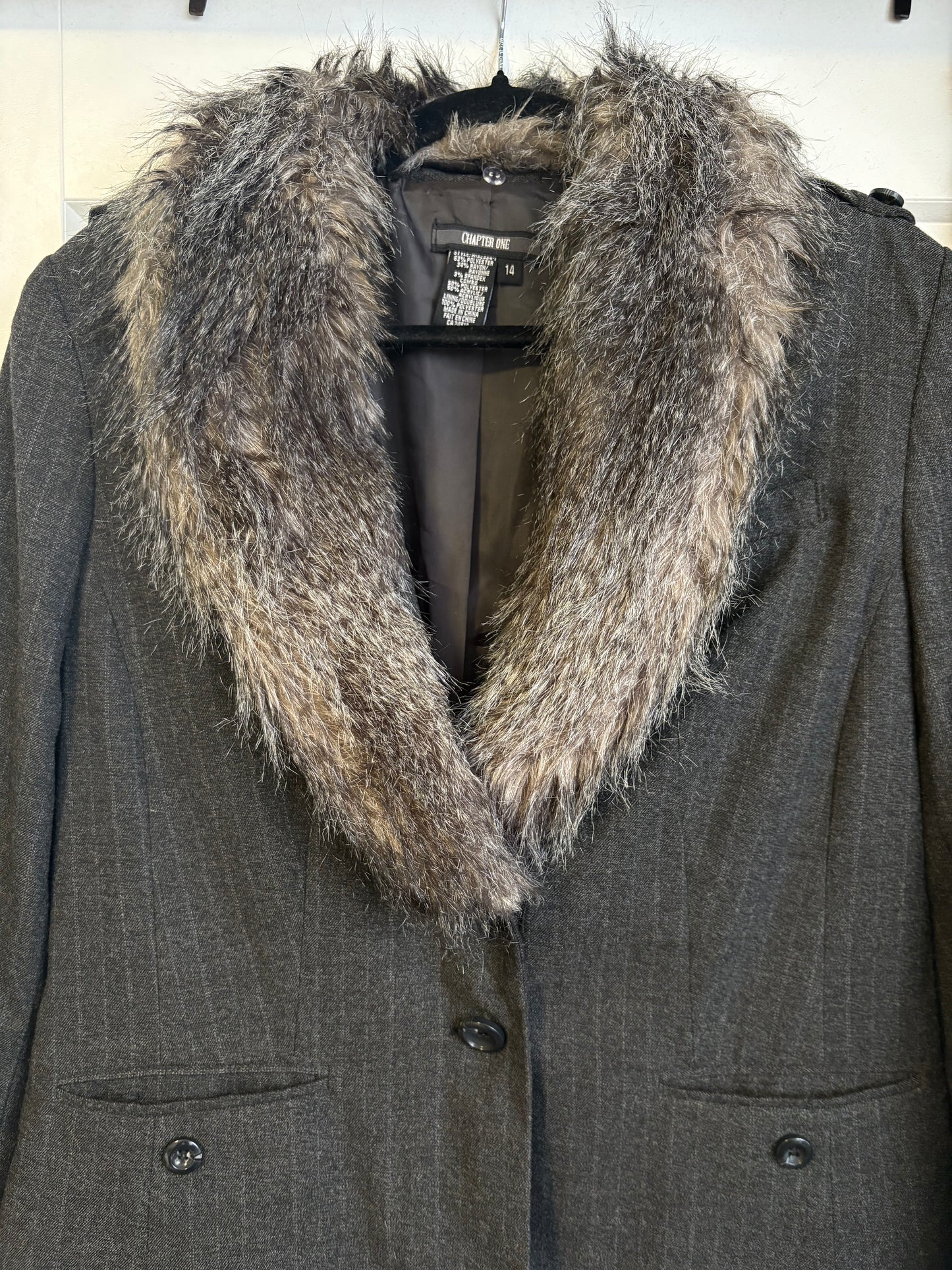 VINTAGE CHAPTER ONE BLAZER WITH REMOVABLE TRIM FUR