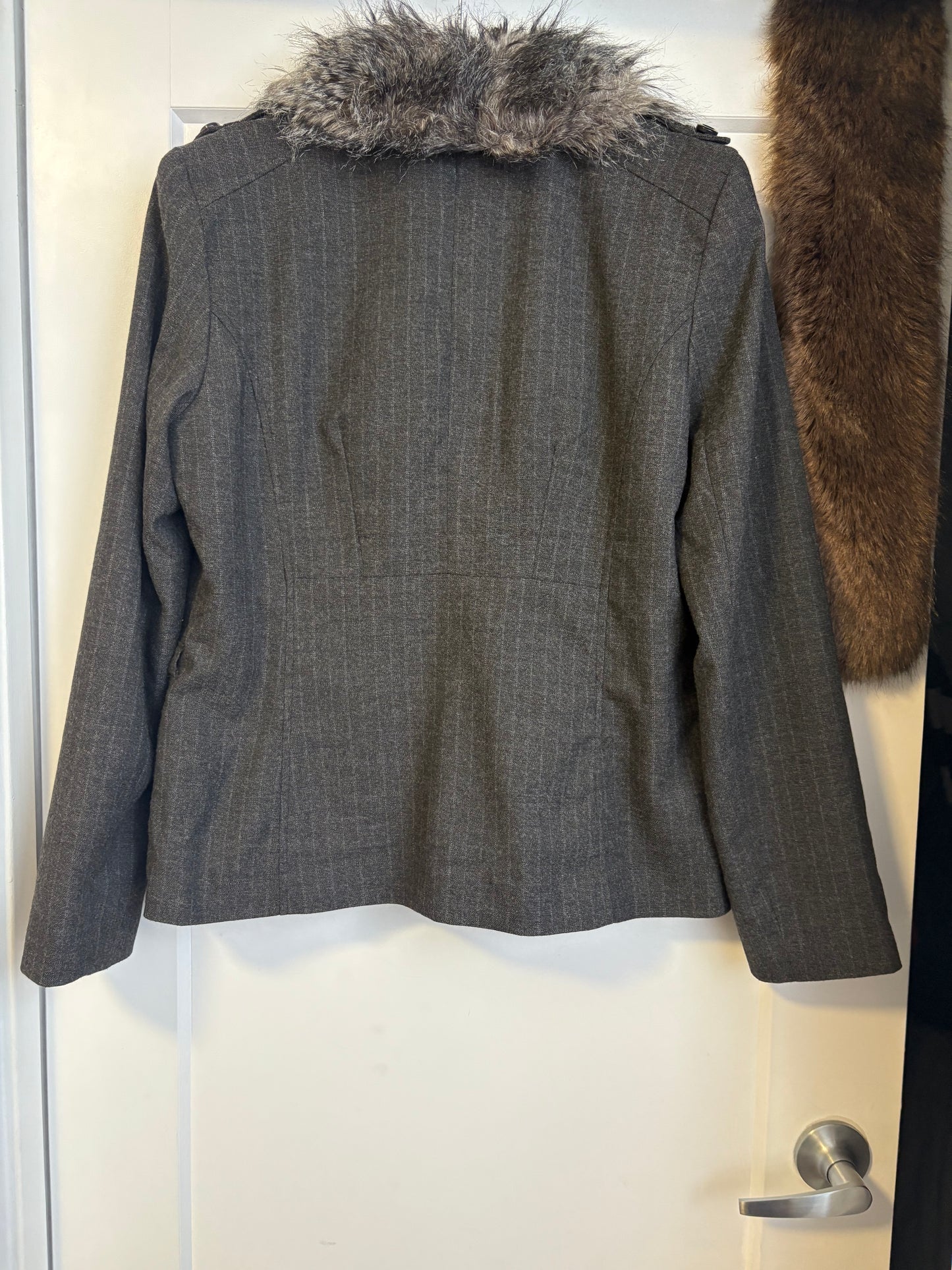 VINTAGE CHAPTER ONE BLAZER WITH REMOVABLE TRIM FUR