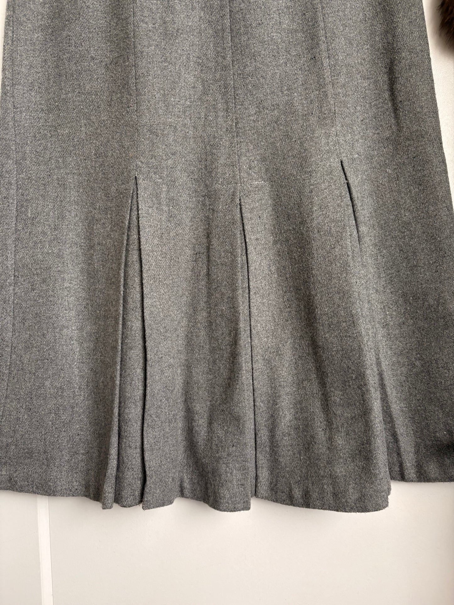 VINTAGE CLOTHES TO YOU GREY PLEATED MIDI SKIRT - 13