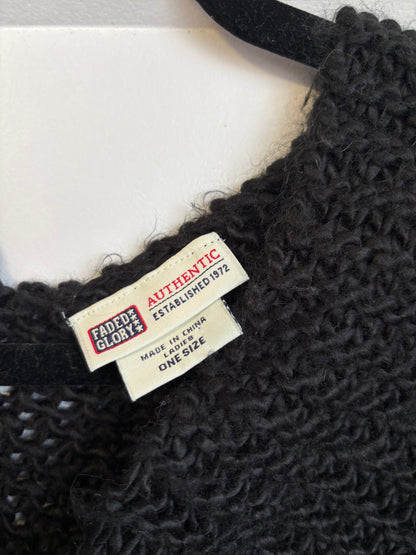 VINTAGE FADED GLORY BLACK PONCHO