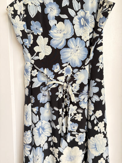 VINTAGE FLORAL BUTTON UP DRESS