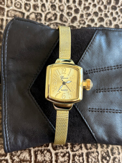 VINTAGE GENEVA WATCH
