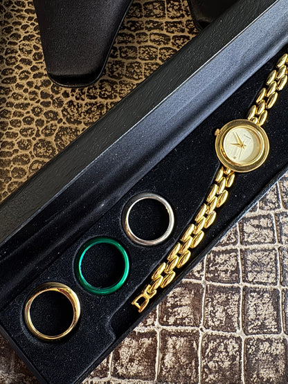 VINTAGE INTERCHANGEABLE BEZEL WATCH