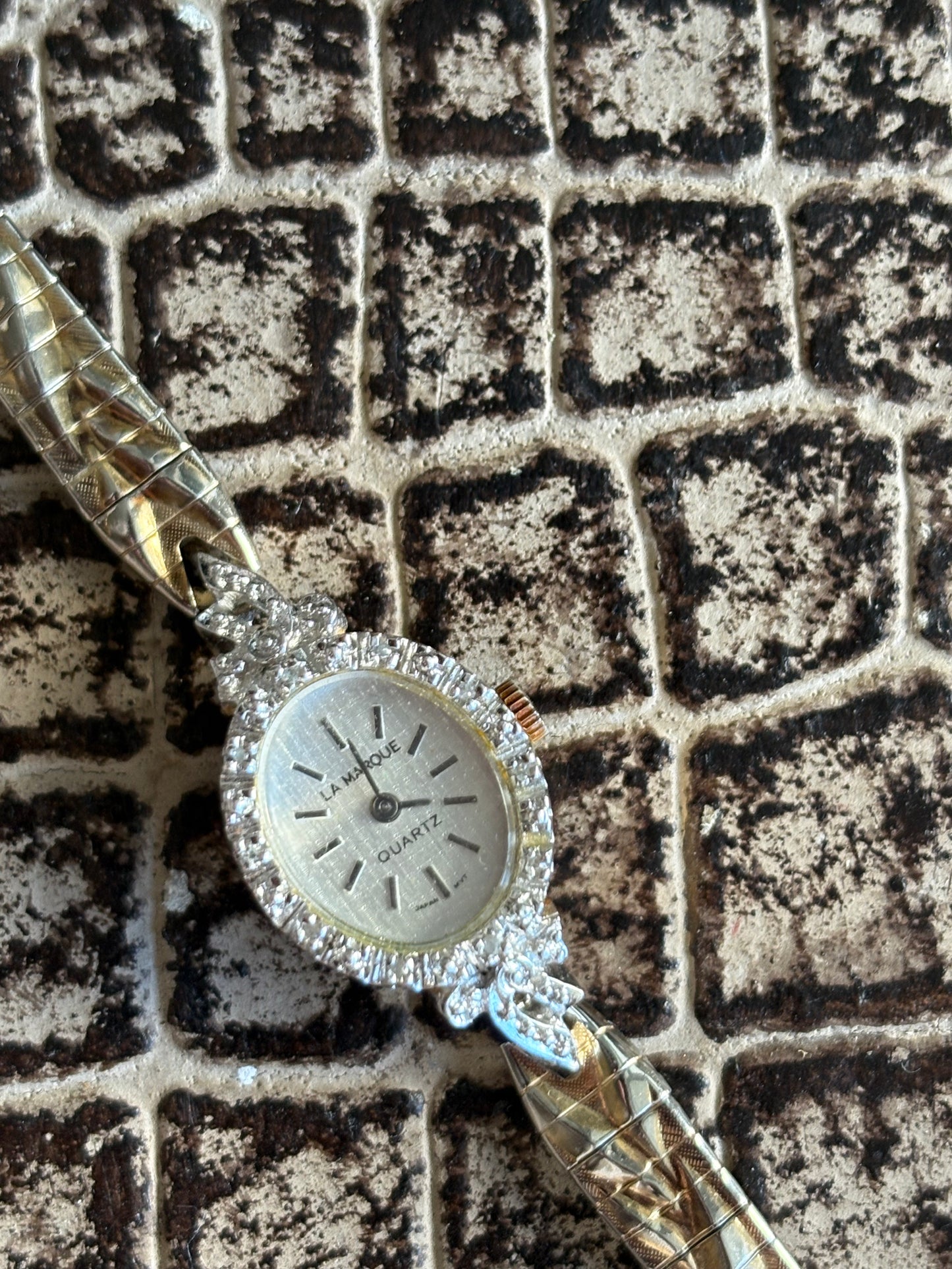 VINTAGE LA MARQUE WATCH