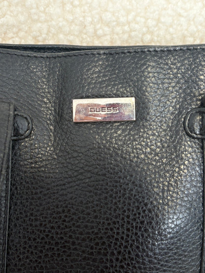 VINTAGE LEATHER GUESS PURSE