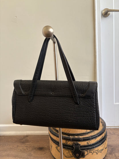 VINTAGE LEATHER SHOULDER BAG
