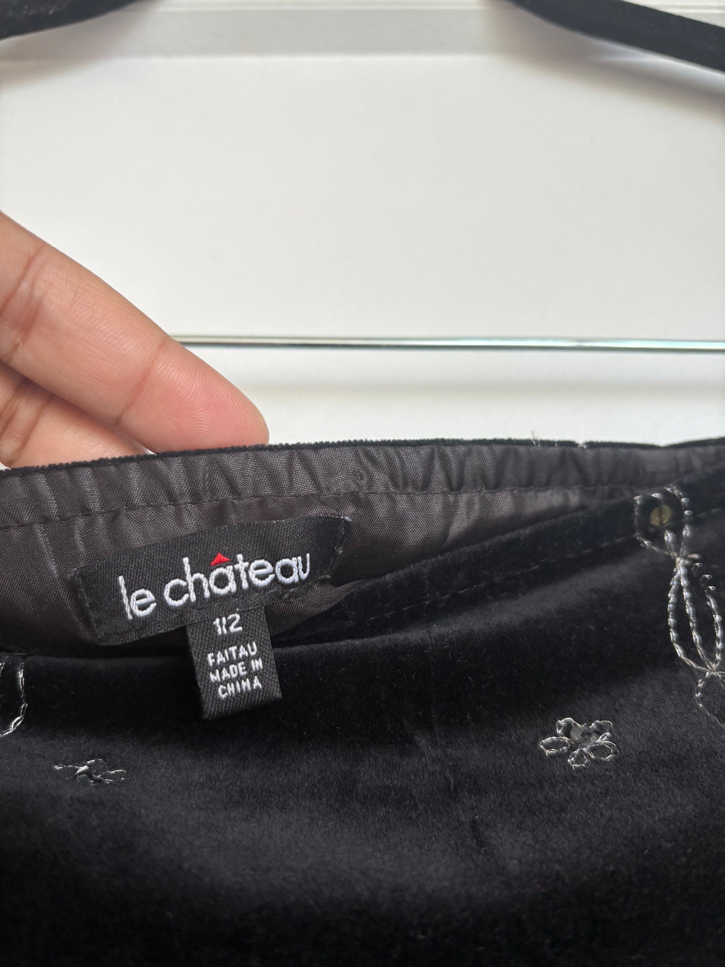 VINTAGE LE CHATEAU SKIRT - 1/2