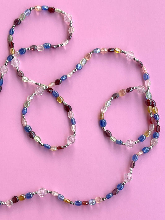 VINTAGE MULTICOLOURED BEADED CHAIN