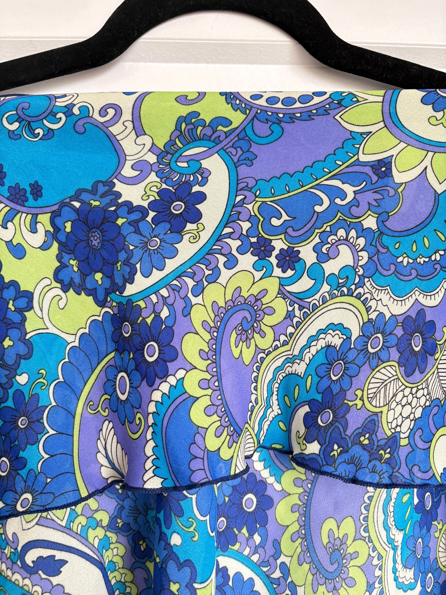 VINTAGE PAISLEY CAPE/PONCHO