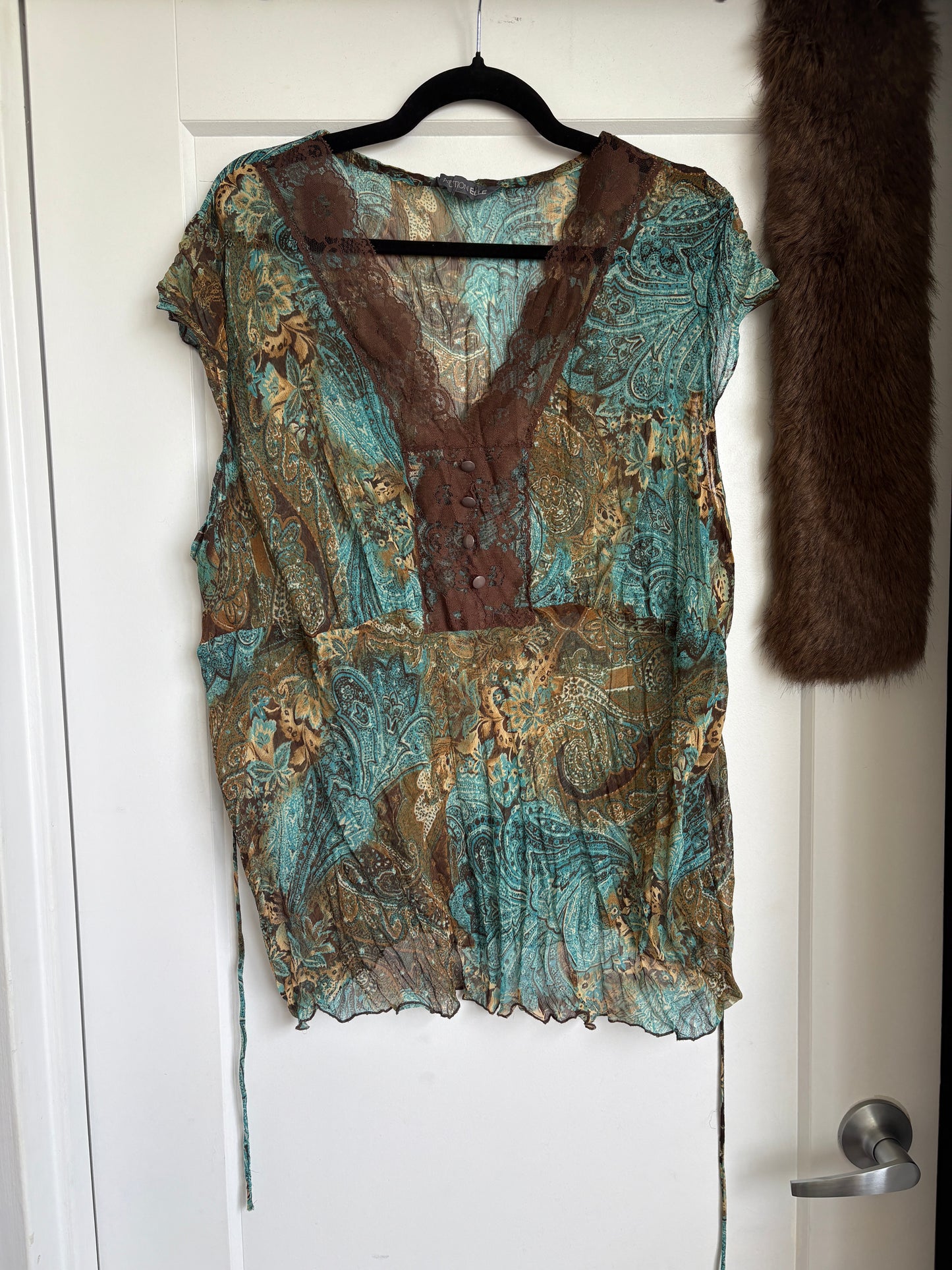 VINTAGE PAISLEY TOP - 18