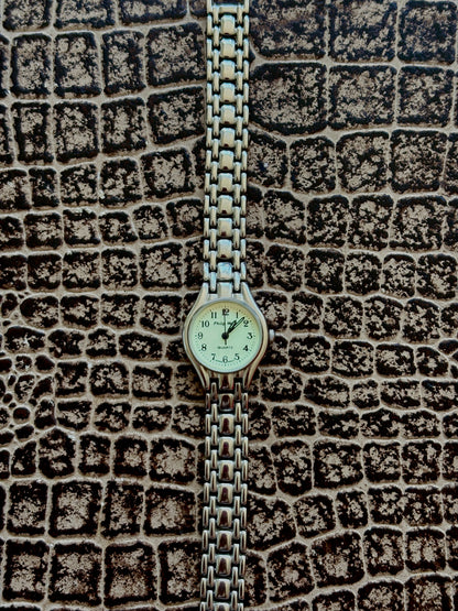 VINTAGE PHILIP WELLS WATCH WITH GLOW IN THE DARK FACE