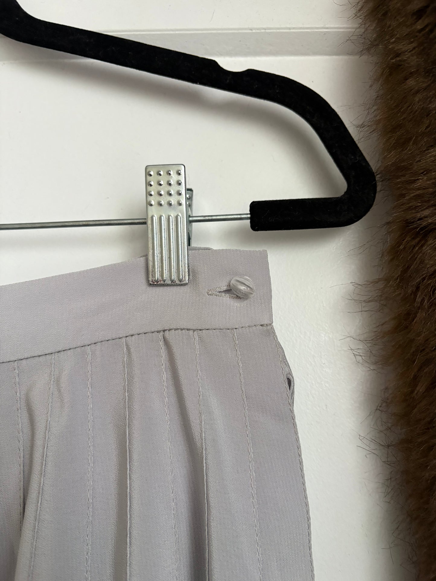 VINTAGE PLEATED SKIRT - S