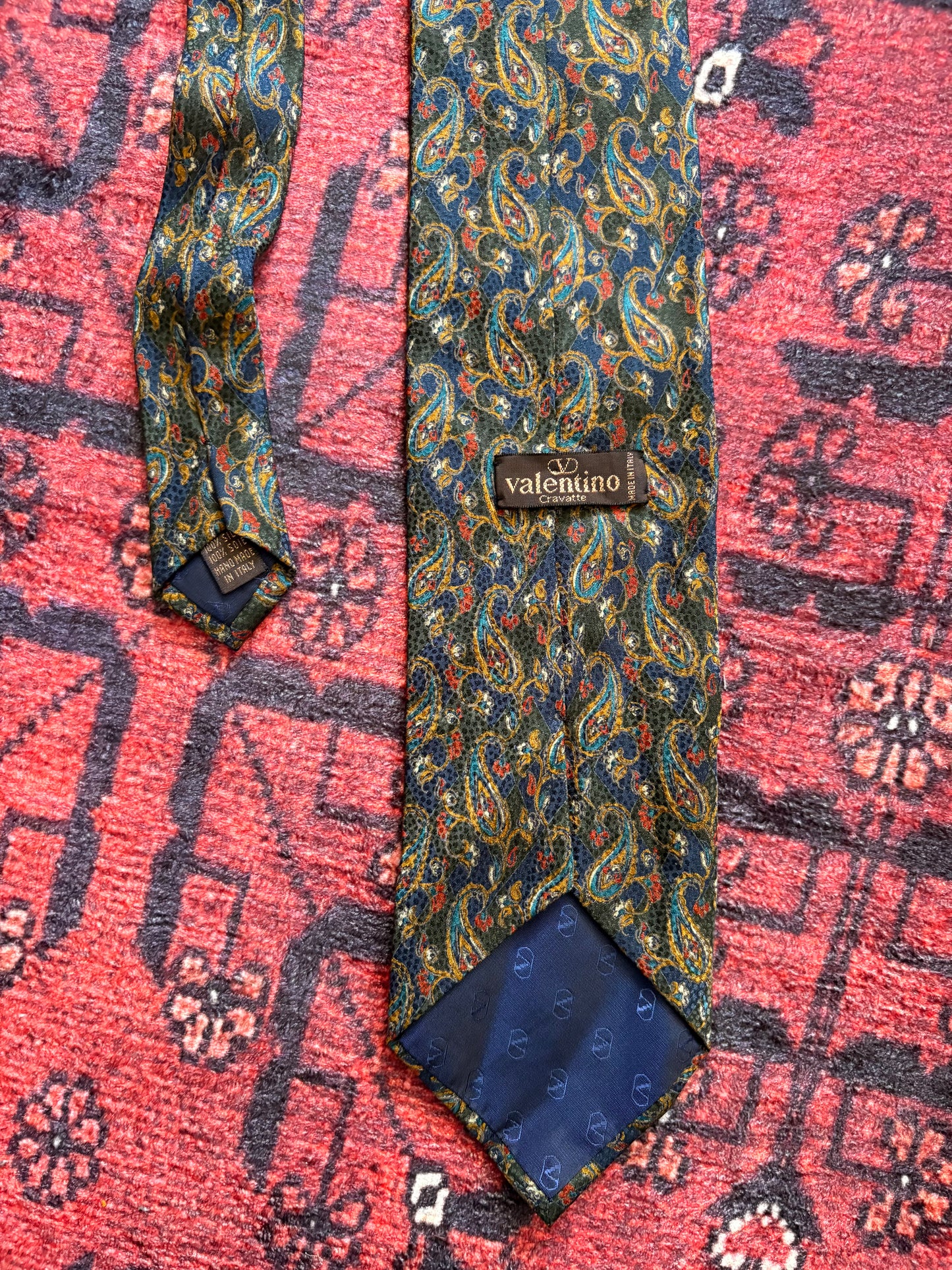 VINTAGE VALENTINO SILK TIE