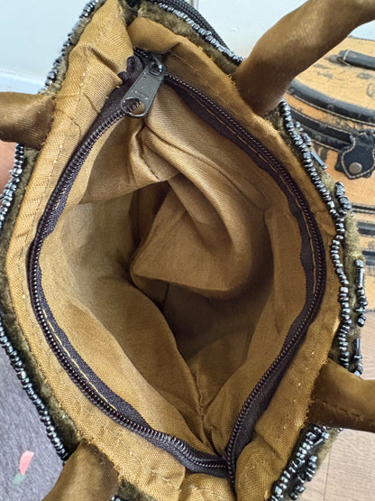 VINTAGE VELVET BEADED PURSE WITH A STRAP