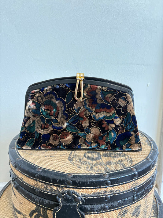VINTAGE VELVET CLUTCH BAG
