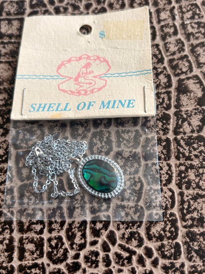 VINTAGE/DEADSTOCK SHELL OF MINE ABALONE NECKLACE